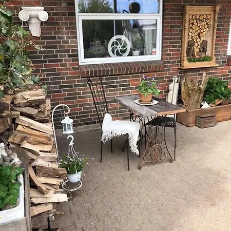 Tina Risager Bed & Breakfast Sindal