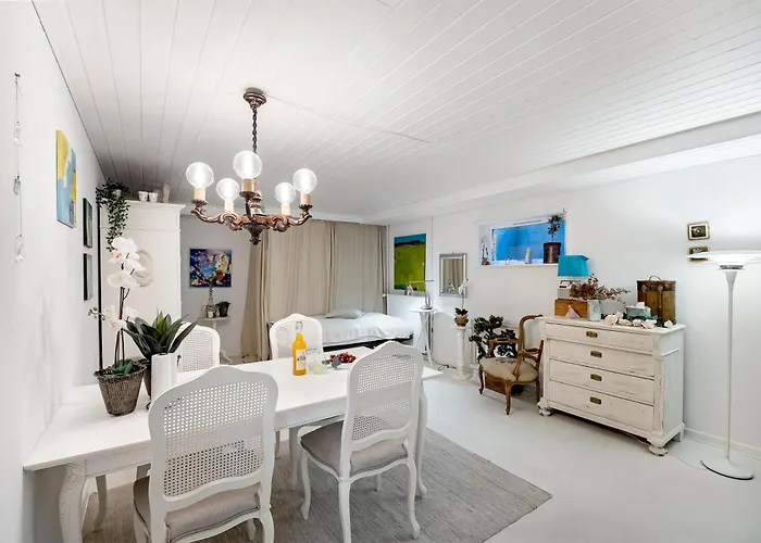 Tina Risager Bed & Breakfast